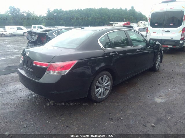 Photo 3 VIN: 1HGCP2F82BA006673 - HONDA ACCORD SDN 