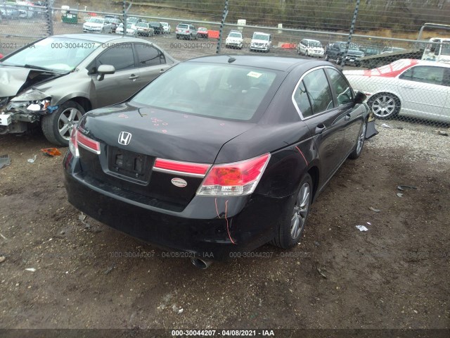 Photo 3 VIN: 1HGCP2F82BA014451 - HONDA ACCORD SDN 