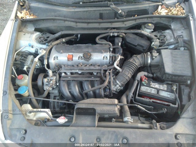 Photo 9 VIN: 1HGCP2F82BA028057 - HONDA ACCORD SDN 