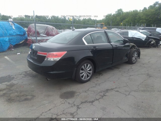 Photo 3 VIN: 1HGCP2F82BA062306 - HONDA ACCORD SDN 