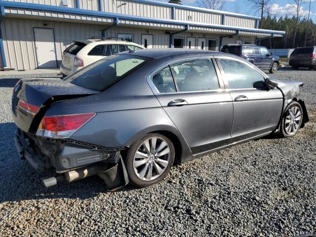 Photo 2 VIN: 1HGCP2F82BA097959 - HONDA ACCORD 