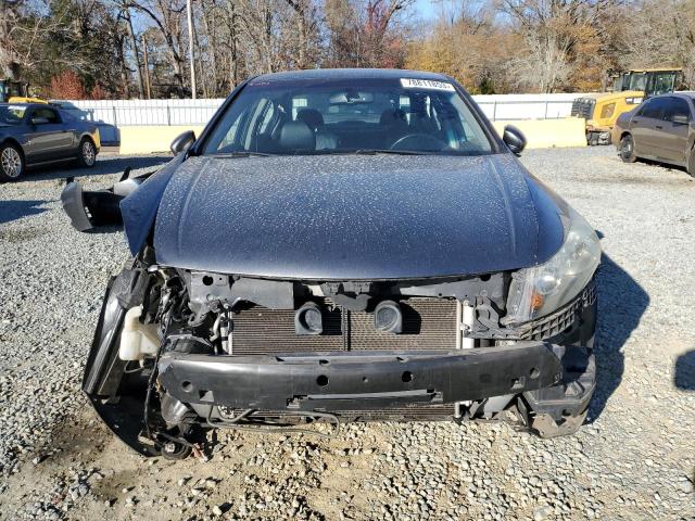 Photo 4 VIN: 1HGCP2F82BA097959 - HONDA ACCORD 