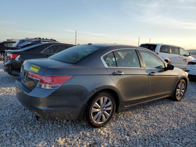 Photo 2 VIN: 1HGCP2F82BA115246 - HONDA ACCORD 