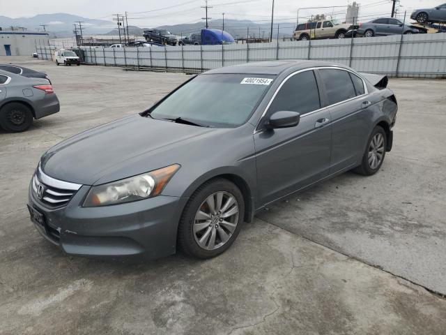 Photo 0 VIN: 1HGCP2F82BA125517 - HONDA ACCORD 