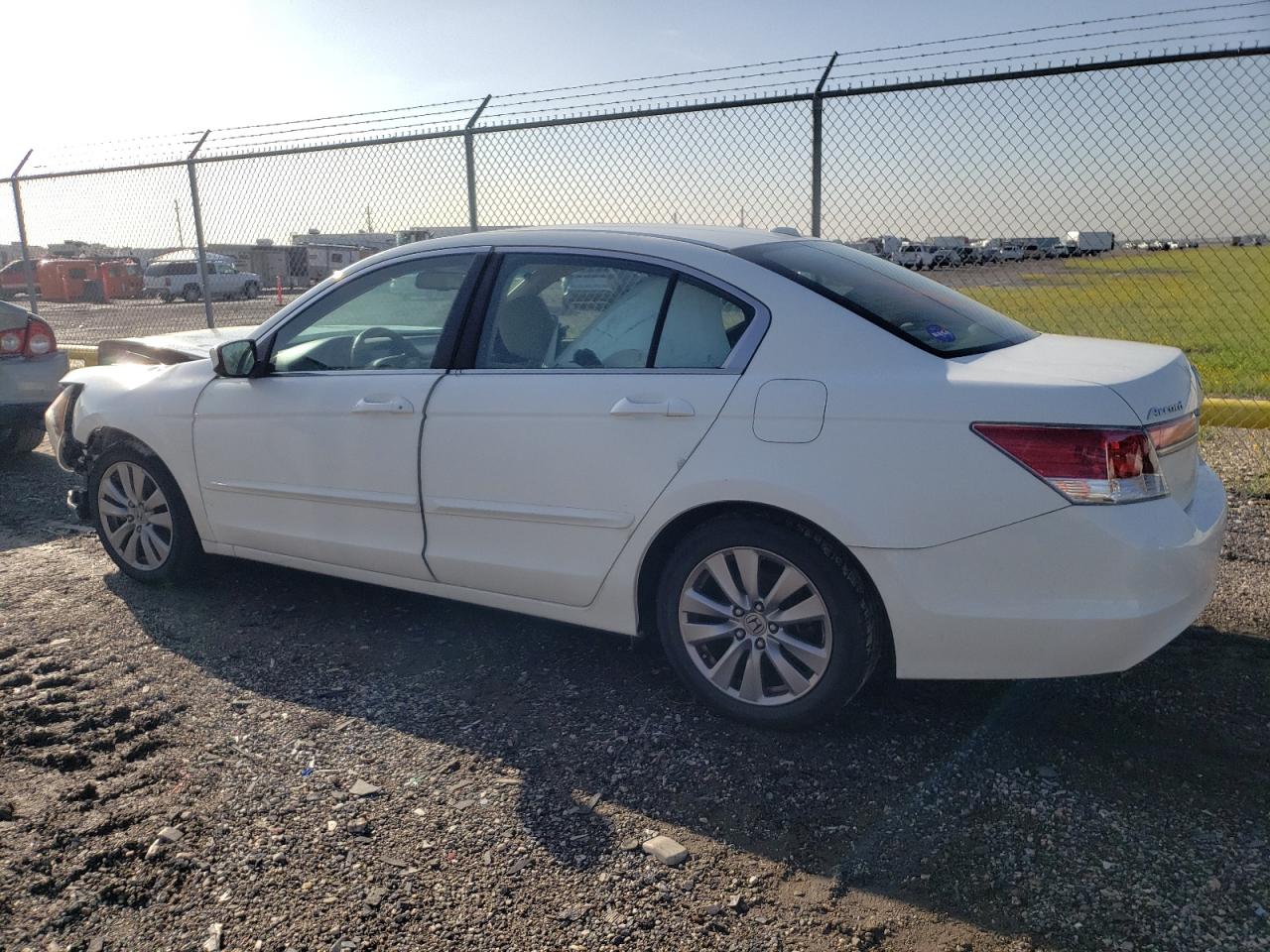 Photo 1 VIN: 1HGCP2F82CA033034 - HONDA ACCORD 