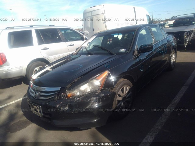 Photo 1 VIN: 1HGCP2F82CA051968 - HONDA ACCORD SDN 