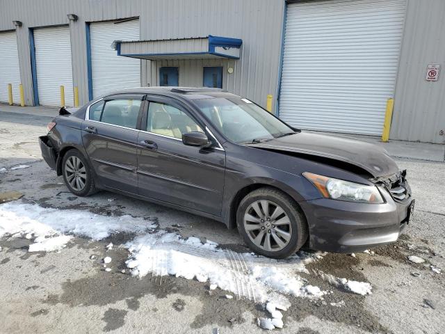 Photo 3 VIN: 1HGCP2F82CA121422 - HONDA ACCORD 