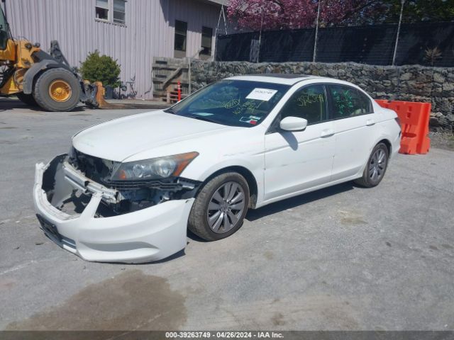 Photo 1 VIN: 1HGCP2F82CA215865 - HONDA ACCORD 