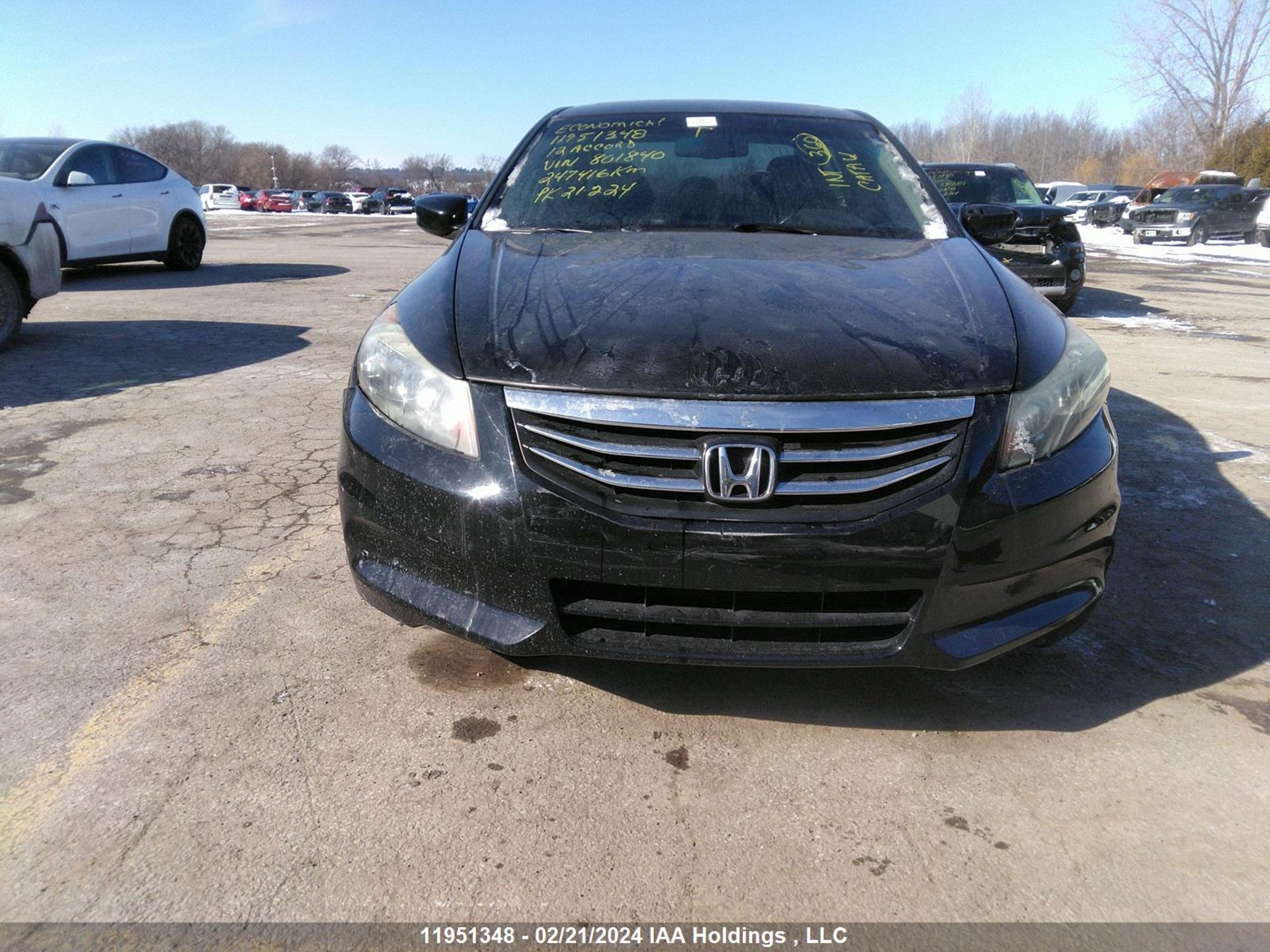 Photo 11 VIN: 1HGCP2F82CA801840 - HONDA ACCORD 