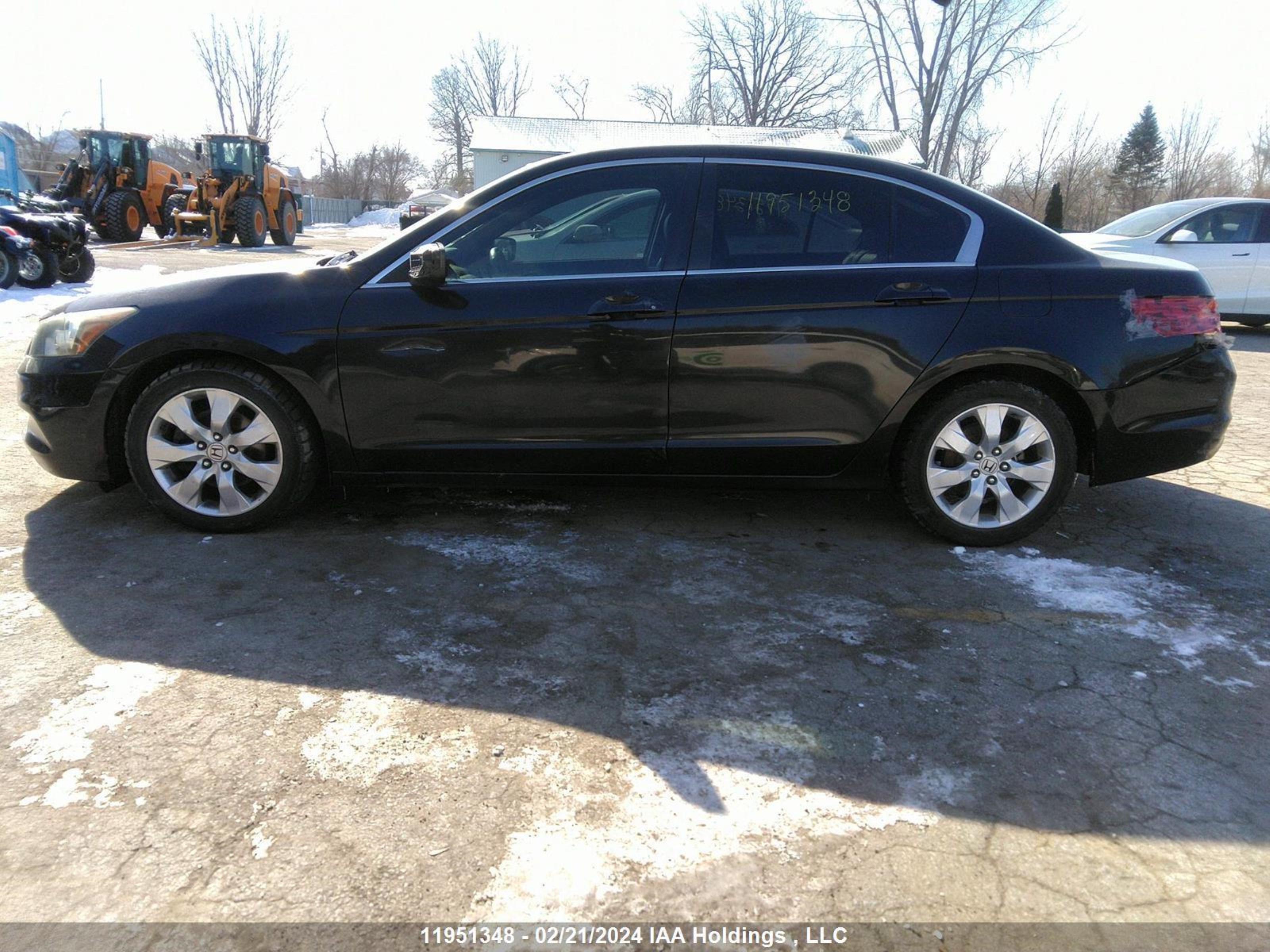 Photo 13 VIN: 1HGCP2F82CA801840 - HONDA ACCORD 