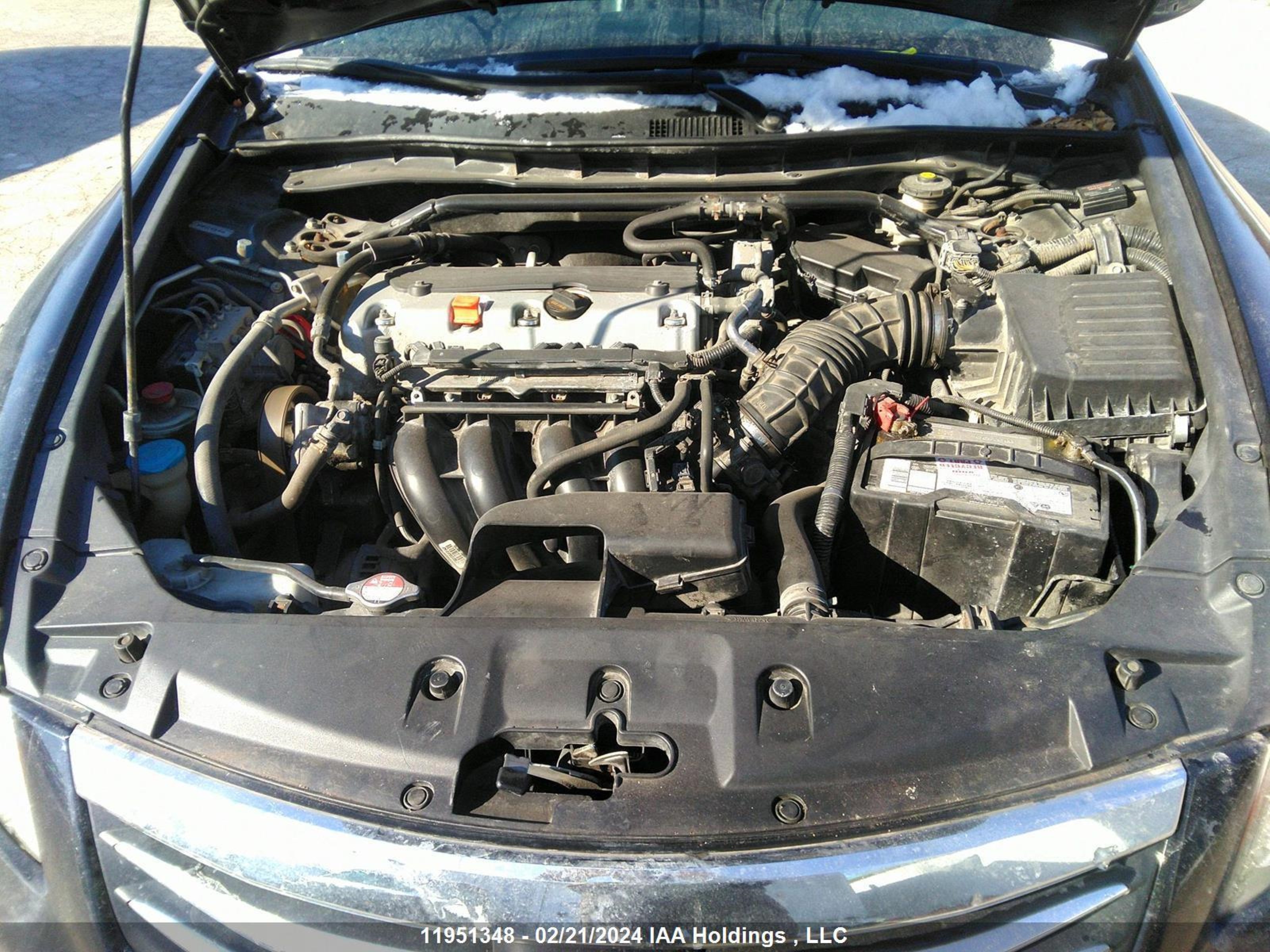 Photo 9 VIN: 1HGCP2F82CA801840 - HONDA ACCORD 