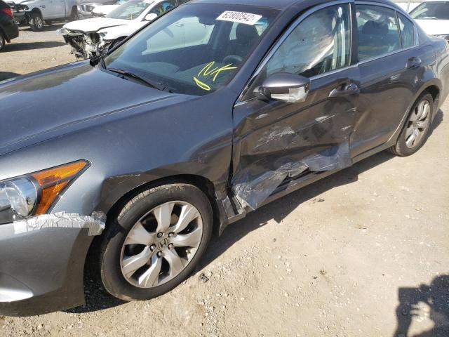 Photo 8 VIN: 1HGCP2F83AA005501 - HONDA ACCORD EXL 