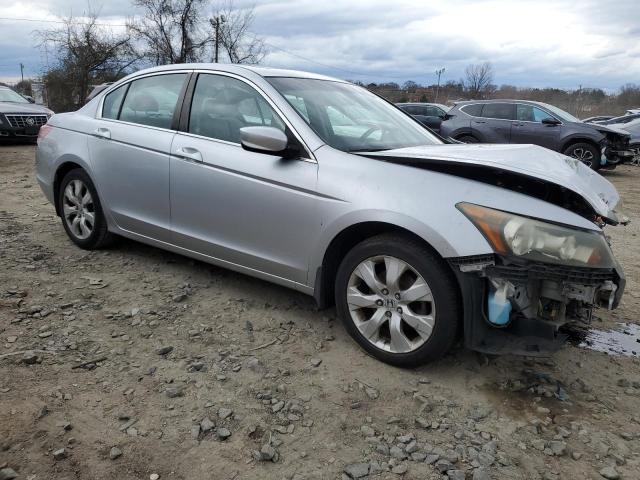 Photo 3 VIN: 1HGCP2F83AA043469 - HONDA ACCORD 