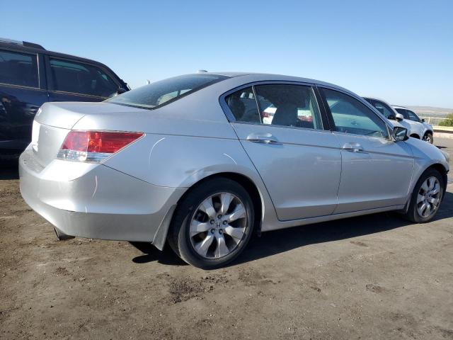 Photo 2 VIN: 1HGCP2F83AA054410 - HONDA ACCORD EXL 