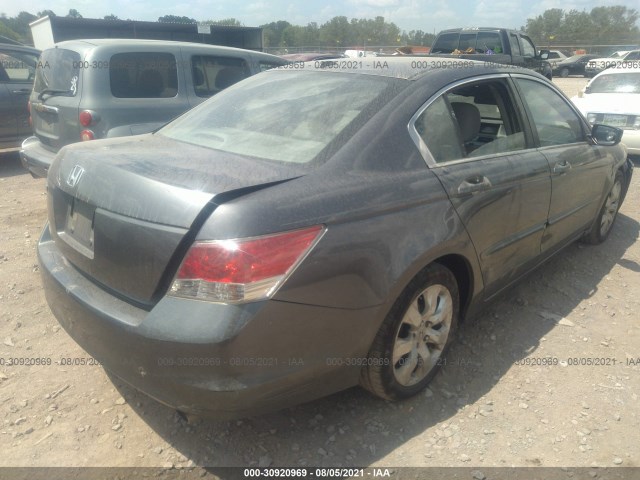 Photo 3 VIN: 1HGCP2F83AA064970 - HONDA ACCORD SDN 