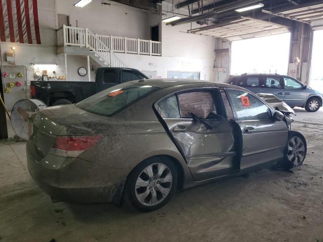 Photo 2 VIN: 1HGCP2F83AA080215 - HONDA ACCORD EXL 