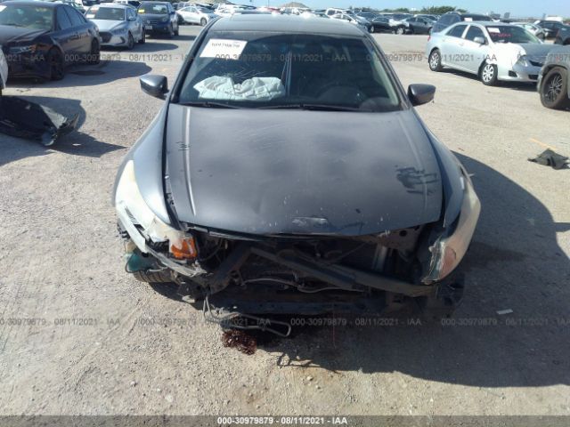 Photo 5 VIN: 1HGCP2F83AA109695 - HONDA ACCORD SDN 