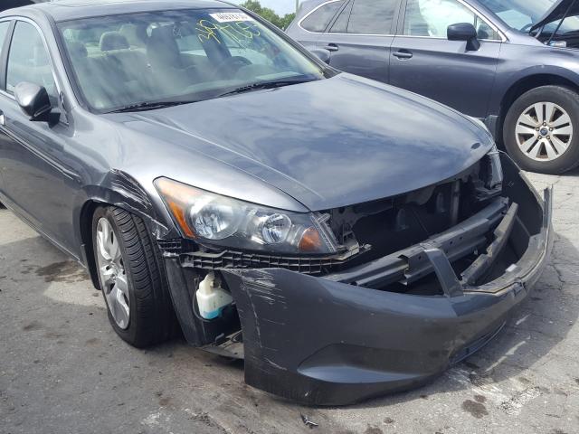 Photo 8 VIN: 1HGCP2F83AA121118 - HONDA ACCORD EXL 