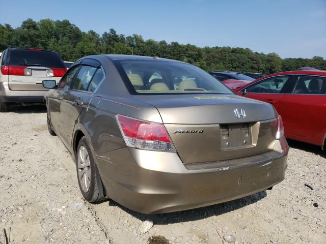 Photo 2 VIN: 1HGCP2F83AA171775 - HONDA ACCORD EXL 