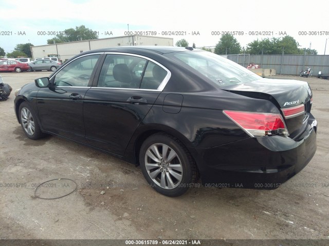 Photo 2 VIN: 1HGCP2F83BA029072 - HONDA ACCORD SDN 