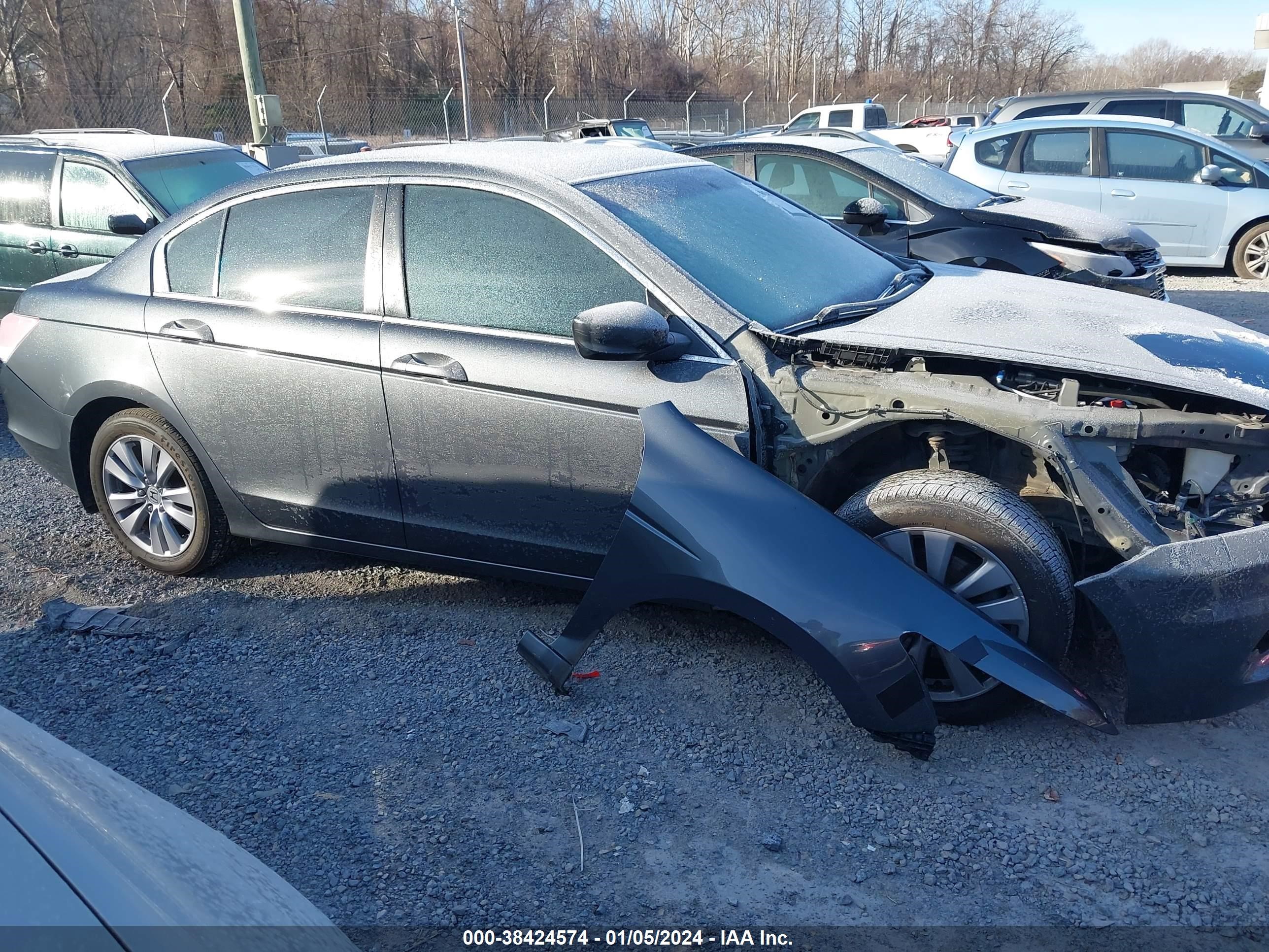 Photo 13 VIN: 1HGCP2F83BA040668 - HONDA ACCORD 