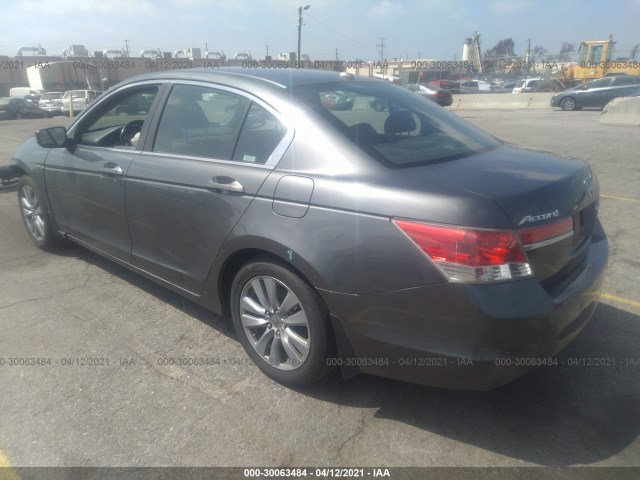 Photo 2 VIN: 1HGCP2F83BA075694 - HONDA ACCORD SDN 