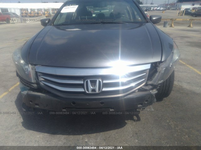 Photo 5 VIN: 1HGCP2F83BA075694 - HONDA ACCORD SDN 