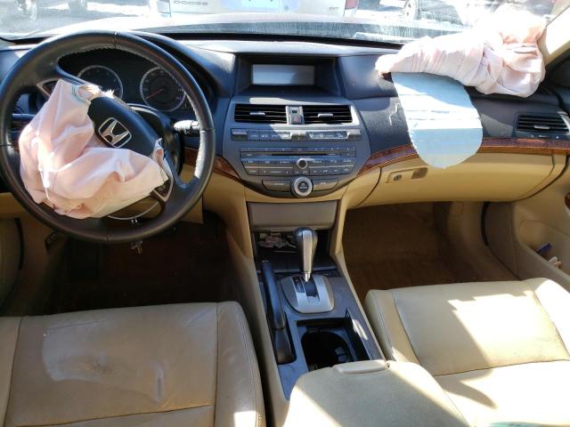 Photo 7 VIN: 1HGCP2F83BA083360 - HONDA ACCORD SDN 