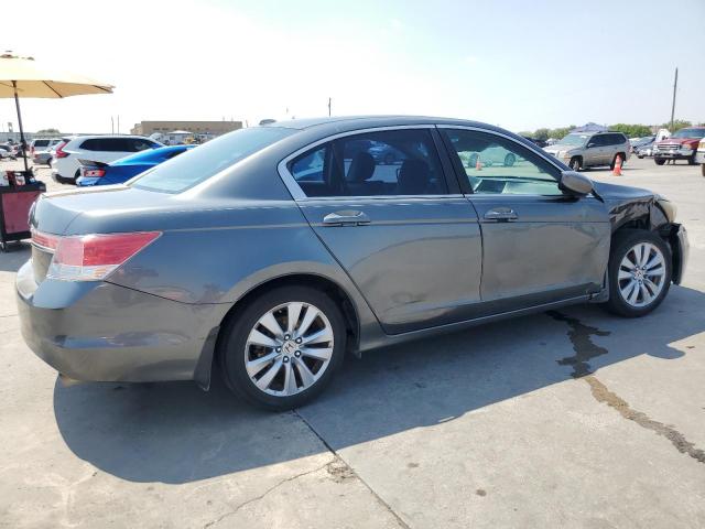 Photo 2 VIN: 1HGCP2F83BA083732 - HONDA ACCORD 