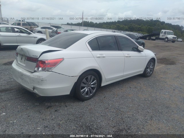 Photo 3 VIN: 1HGCP2F83BA101503 - HONDA ACCORD SDN 