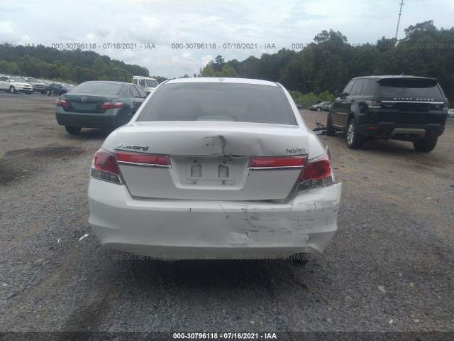 Photo 5 VIN: 1HGCP2F83BA101503 - HONDA ACCORD SDN 