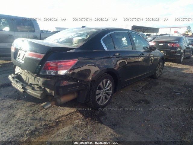 Photo 3 VIN: 1HGCP2F83BA110928 - HONDA ACCORD SDN 