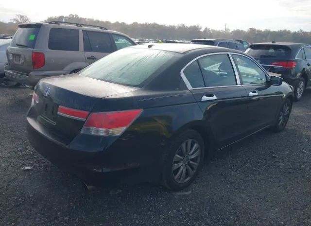 Photo 3 VIN: 1HGCP2F83BA113635 - HONDA ACCORD 