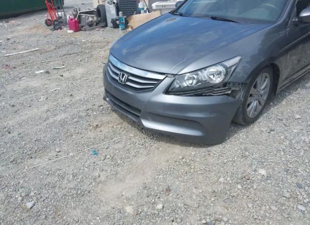 Photo 5 VIN: 1HGCP2F83BA127826 - HONDA ACCORD SDN 