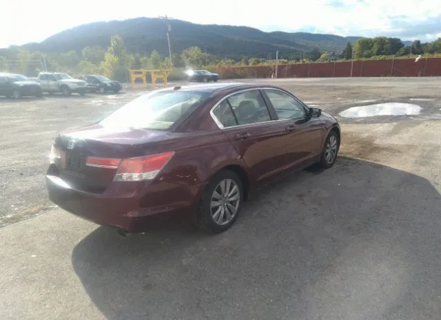 Photo 3 VIN: 1HGCP2F83BA142083 - HONDA ACCORD SDN 