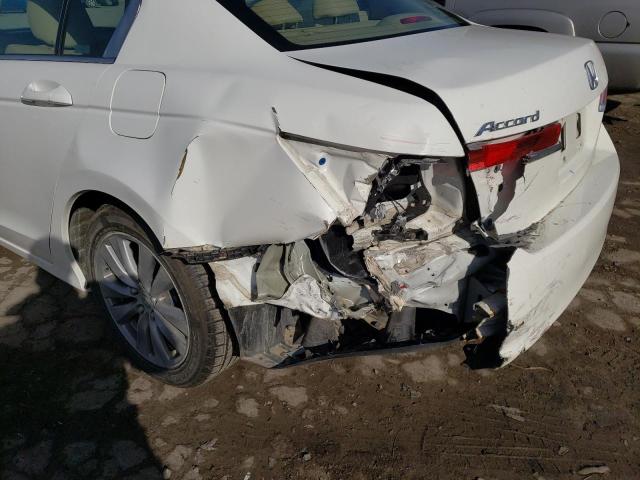 Photo 8 VIN: 1HGCP2F83BA144397 - HONDA ACCORD EXL 