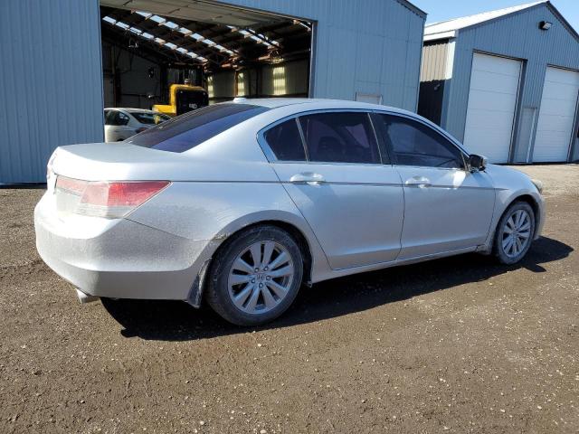 Photo 2 VIN: 1HGCP2F83BA801067 - HONDA ACCORD 