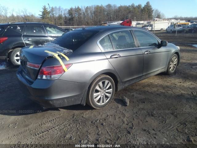 Photo 3 VIN: 1HGCP2F83CA035746 - HONDA ACCORD SDN 