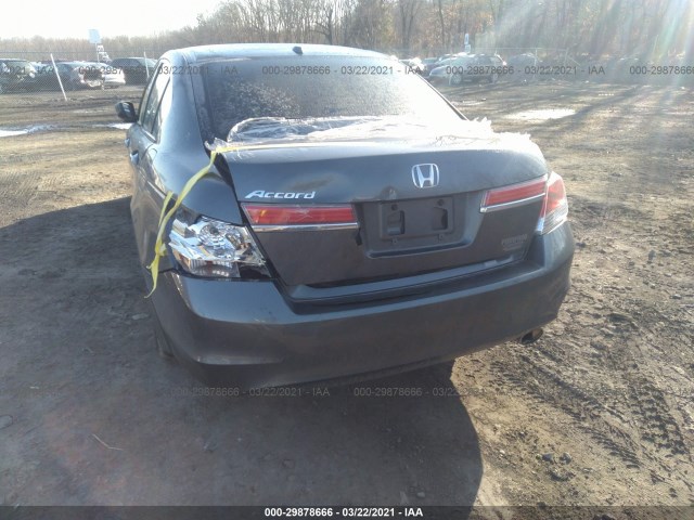 Photo 5 VIN: 1HGCP2F83CA035746 - HONDA ACCORD SDN 