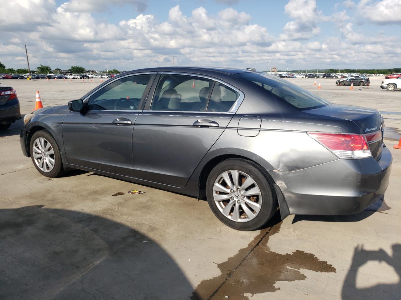 Photo 1 VIN: 1HGCP2F83CA120845 - HONDA ACCORD 