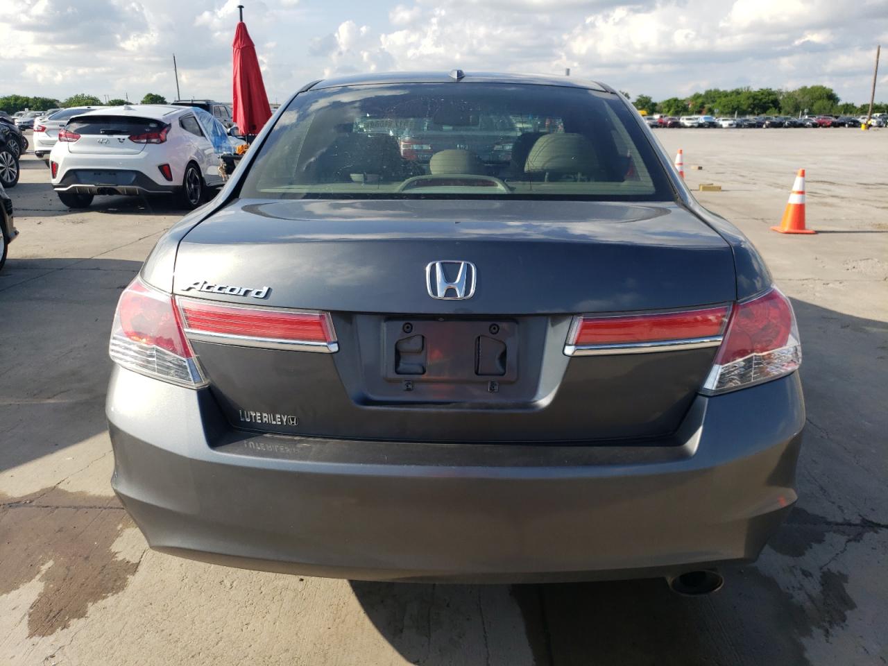 Photo 5 VIN: 1HGCP2F83CA120845 - HONDA ACCORD 