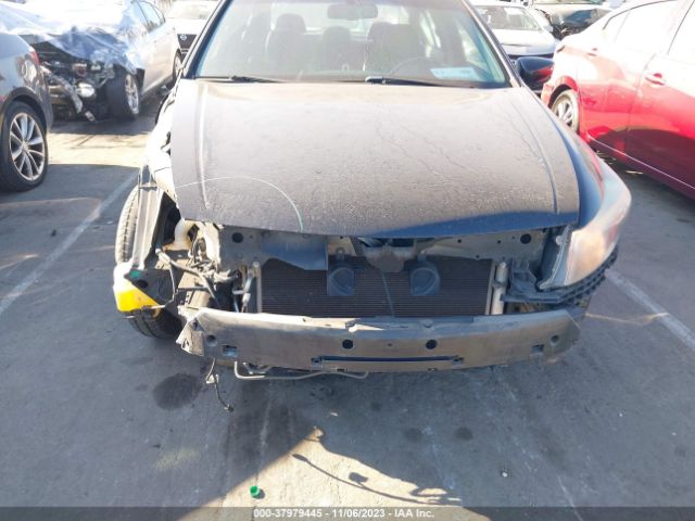 Photo 5 VIN: 1HGCP2F83CA166725 - HONDA ACCORD SDN 