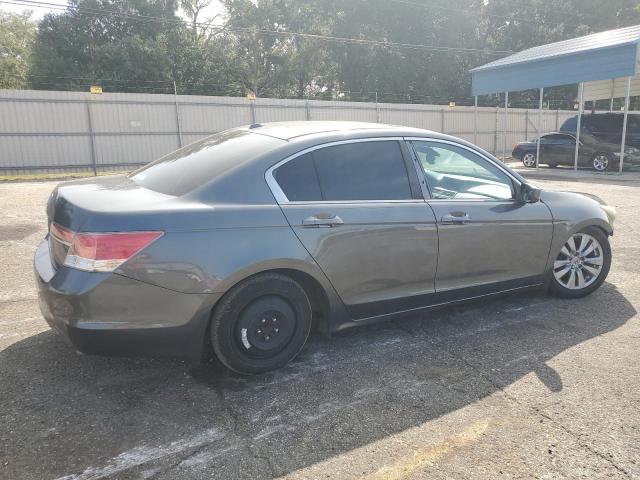 Photo 2 VIN: 1HGCP2F83CA169995 - HONDA ACCORD 