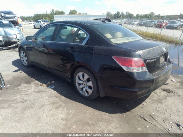 Photo 2 VIN: 1HGCP2F84AA013414 - HONDA ACCORD SDN 