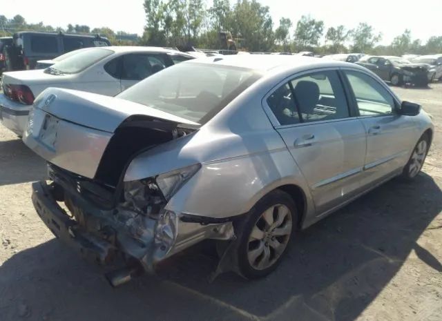 Photo 3 VIN: 1HGCP2F84AA036983 - HONDA ACCORD SDN 