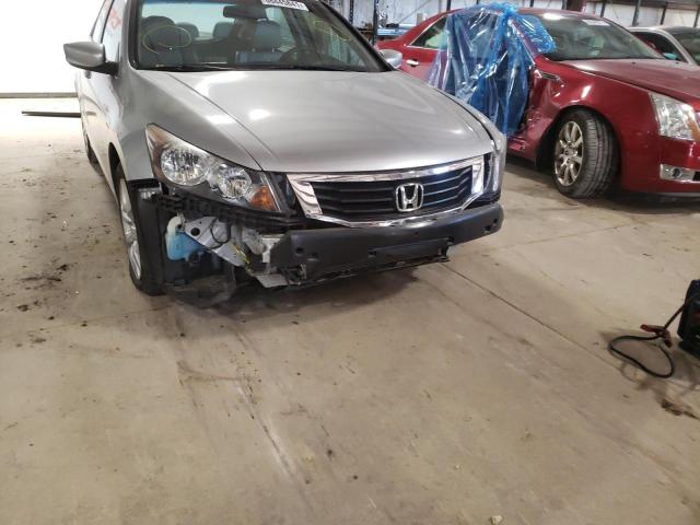 Photo 8 VIN: 1HGCP2F84AA054416 - HONDA ACCORD EXL 