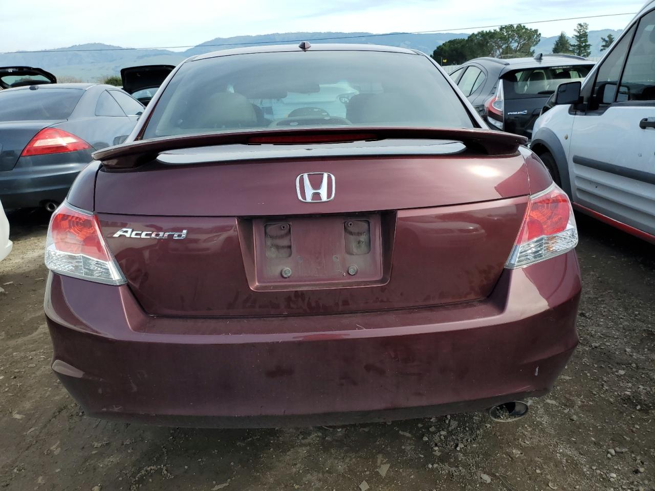 Photo 5 VIN: 1HGCP2F84AA079834 - HONDA ACCORD 