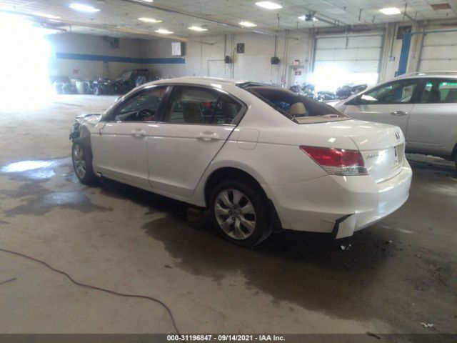 Photo 2 VIN: 1HGCP2F84AA089909 - HONDA ACCORD SDN 