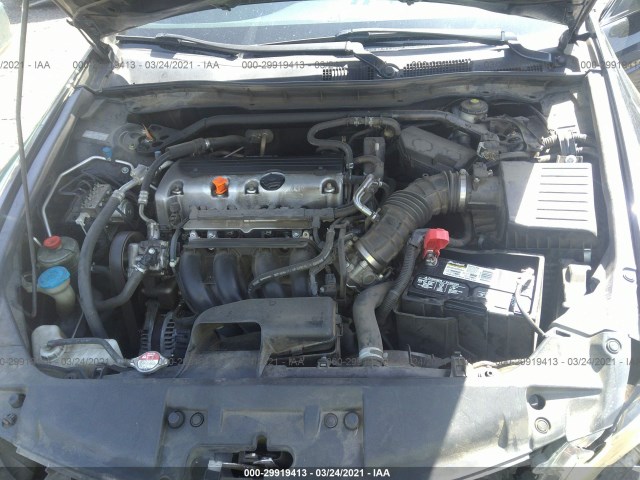 Photo 9 VIN: 1HGCP2F84AA102383 - HONDA ACCORD SDN 