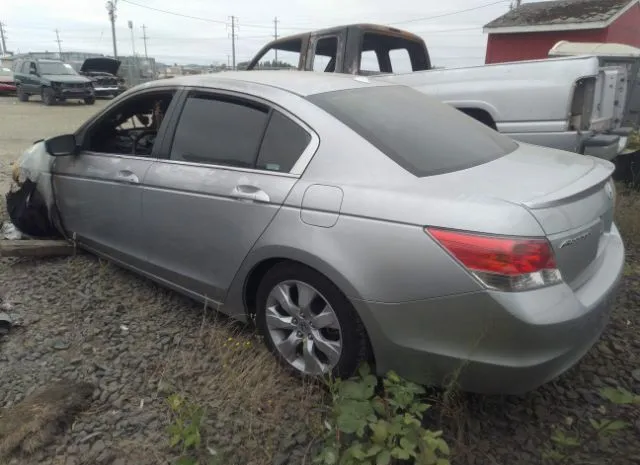 Photo 2 VIN: 1HGCP2F84AA116798 - HONDA ACCORD SDN 